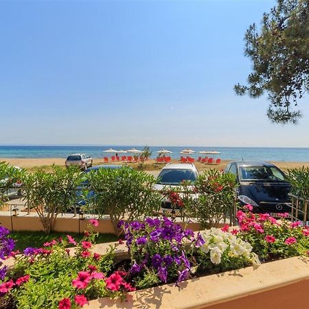 Studio Nikiti Beach Extérieur photo