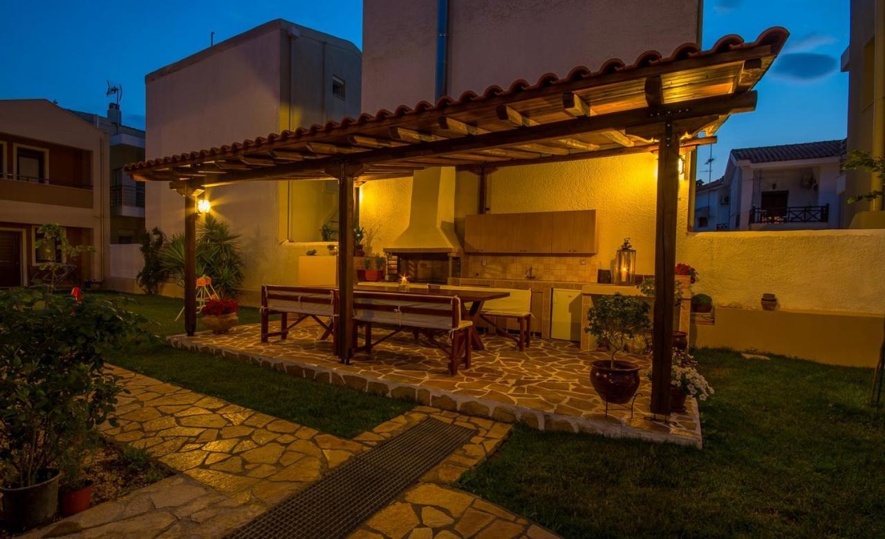 Studio Nikiti Beach Extérieur photo