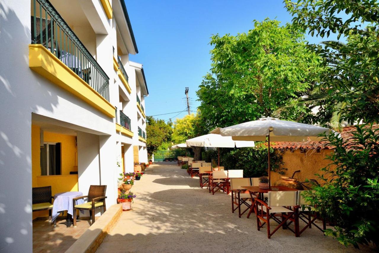 Studio Nikiti Beach Extérieur photo