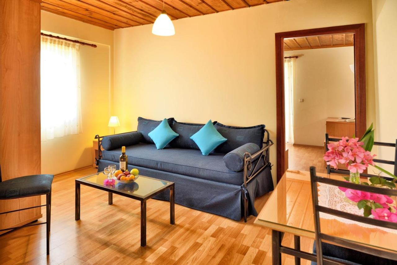 Studio Nikiti Beach Extérieur photo