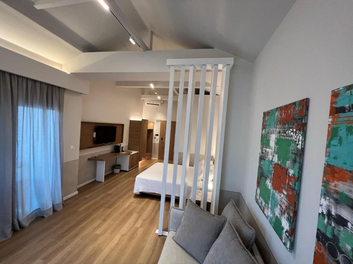 Studio Nikiti Beach Extérieur photo