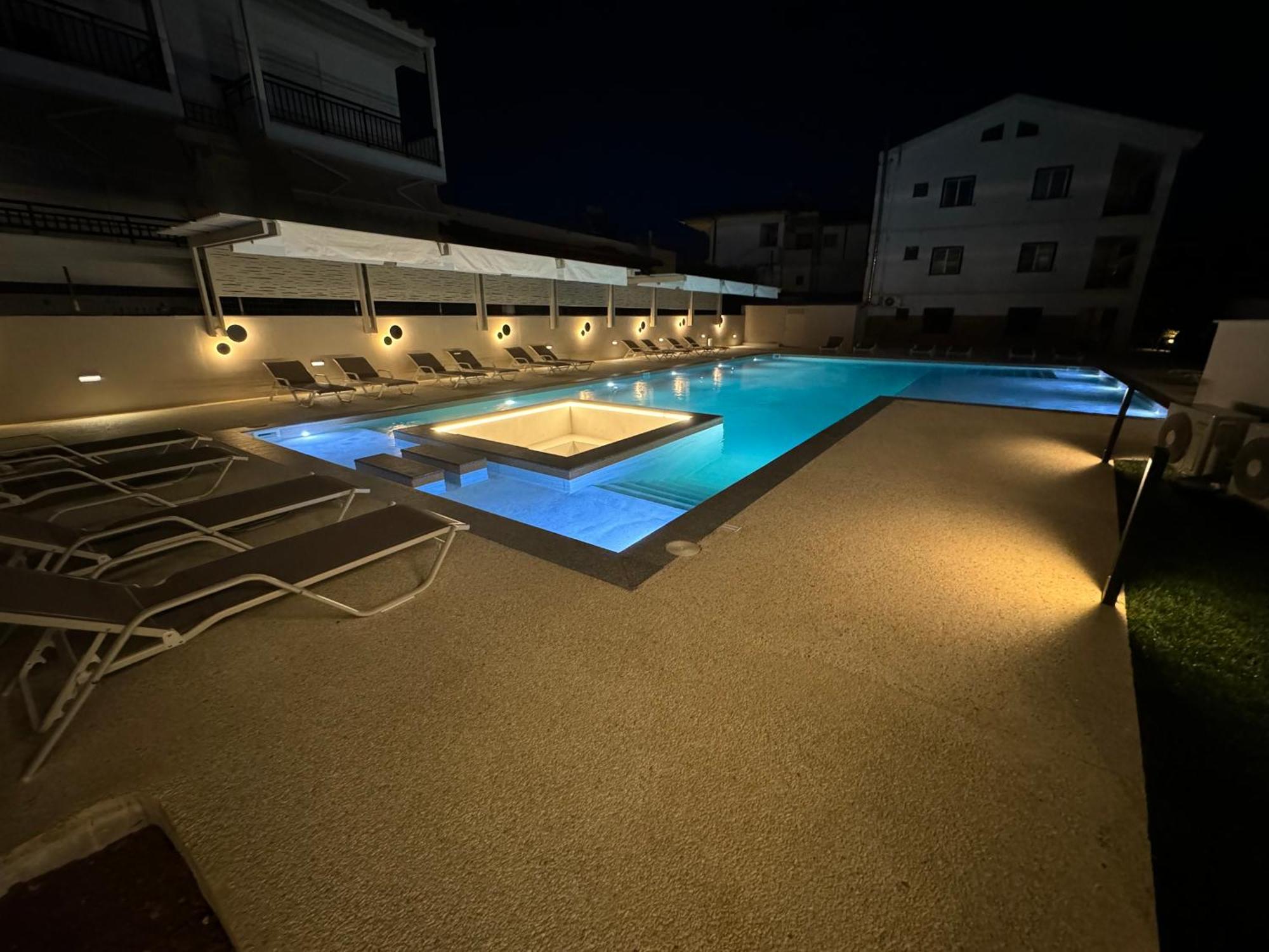 Studio Nikiti Beach Extérieur photo