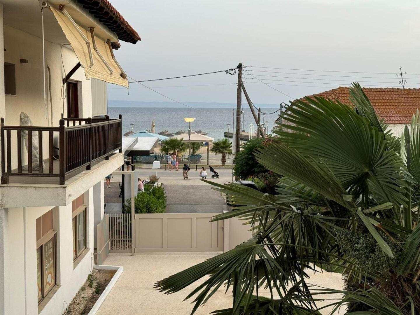 Studio Nikiti Beach Extérieur photo