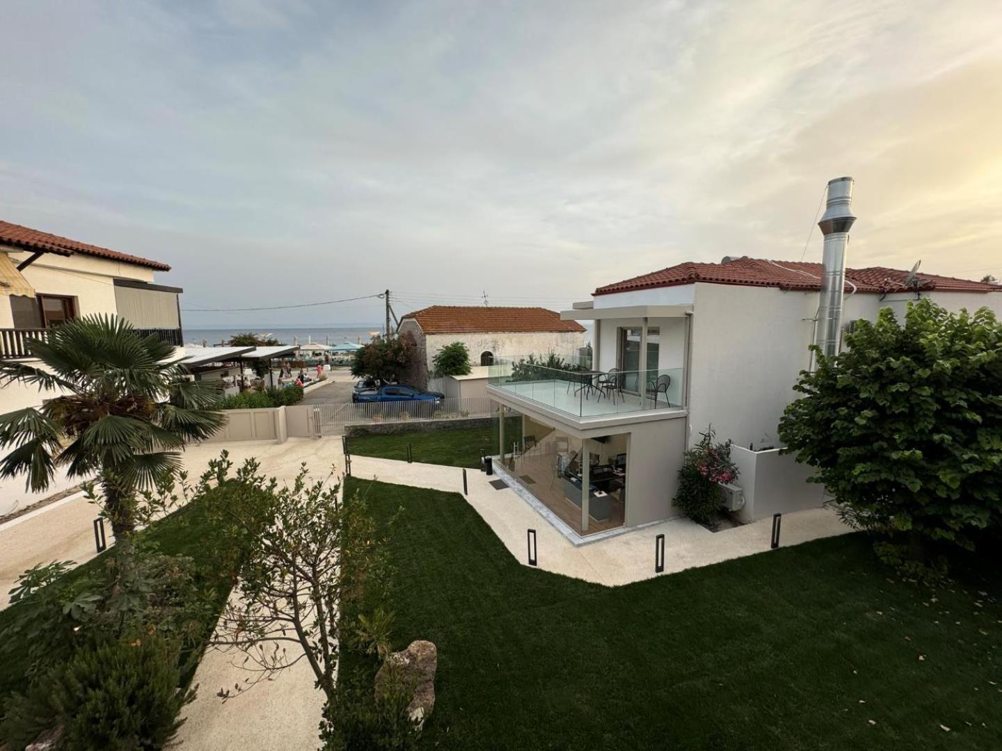 Studio Nikiti Beach Extérieur photo