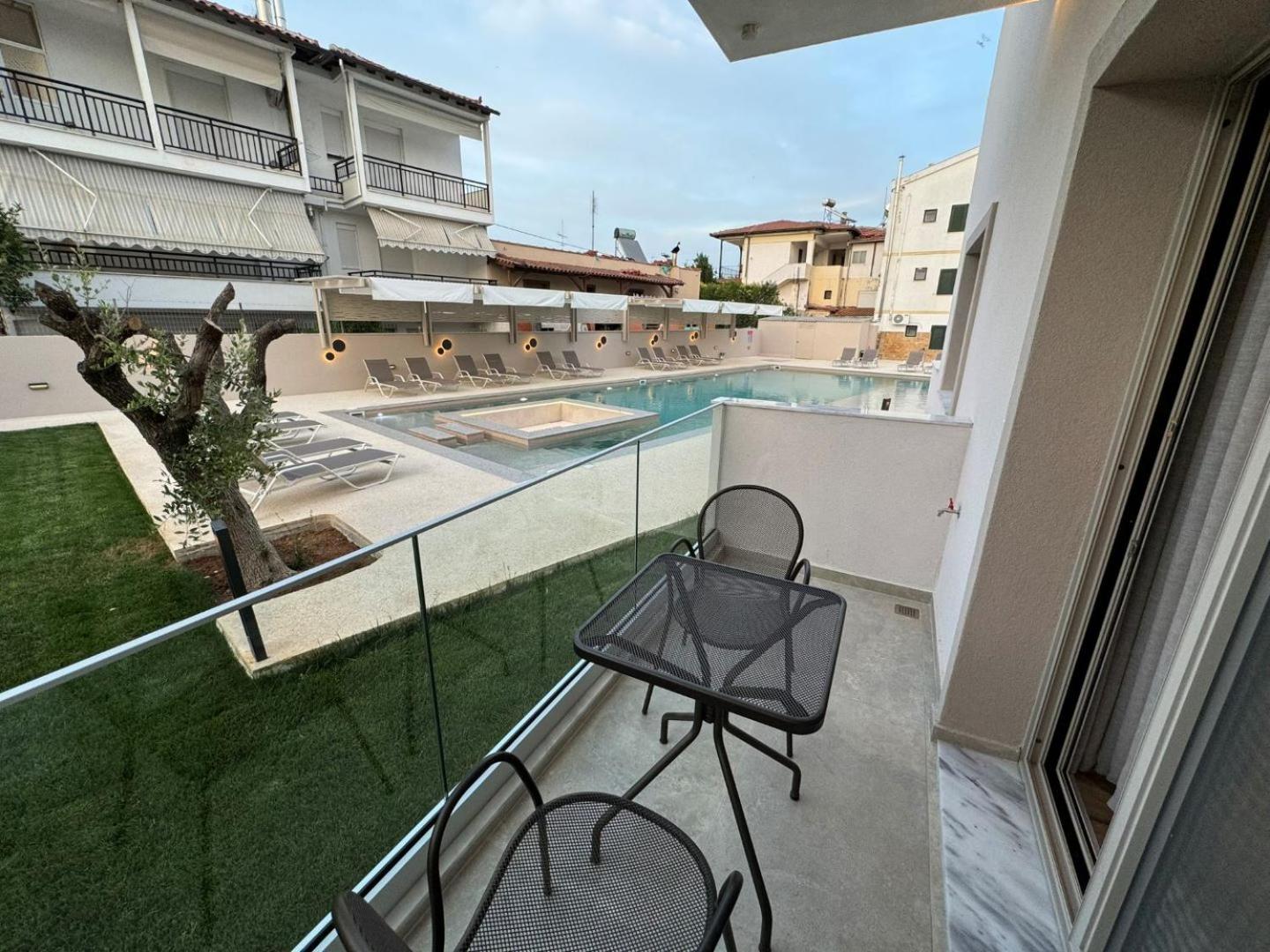 Studio Nikiti Beach Extérieur photo