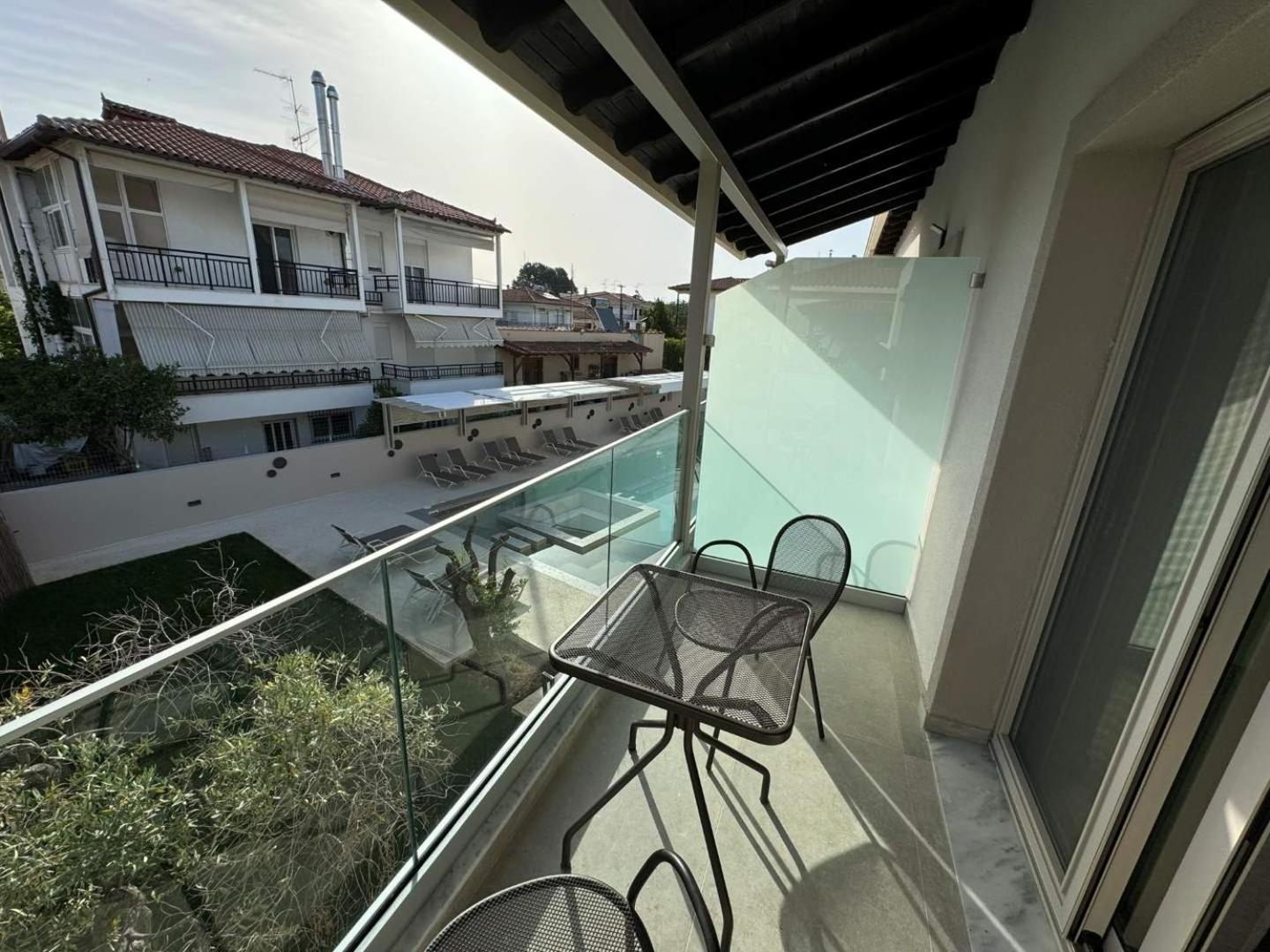 Studio Nikiti Beach Extérieur photo